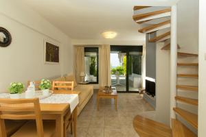 Villa Dihtia on the sea