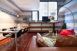 Mid-term rentals in Barcelona with Swimming Pool