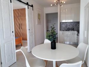 Atlantico 8- Vista Mar, Ar-Condicionado, 80mt Praia, Wifi