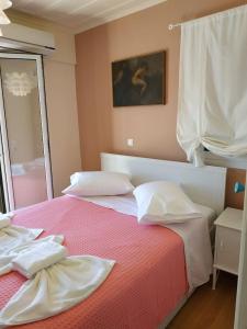 Beachfront Villa Galazio