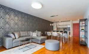 Apartments Lux by Locap Group - 波尔托罗