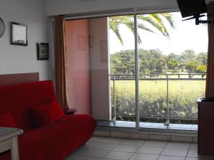 Appart'hotels Mer et Golf : Appartement 1 Chambre - Vue sur Golf (2 Adultes + 2 Enfants)