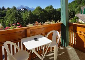 Hotels Logis Murtel : Chambre Familiale Supérieure avec Balcon