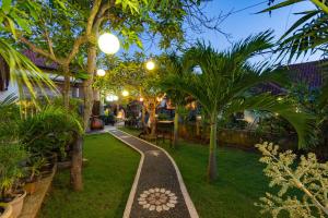 Taos House Lembongan By DeWizZ Management