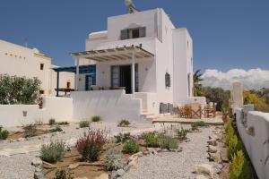 My Plaka Beach Vacation Home Naxos Greece