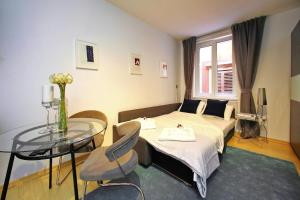 Globe Apartament 2