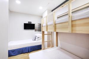 Phòng cho 4 người A (Quad Room A)