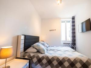 Appartements *DOLCE NIMES - T2 STANDING - CLIM * : photos des chambres