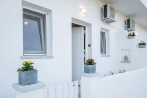 Agia Anna Apartments - 4hvězdičkové hotely ve městě Parikia