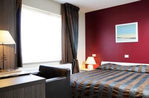 Standard Double Room with Bath room in Hotel Salons De Vrede
