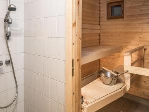 Holiday Home Karhunvartijan linna a3 by Interhome