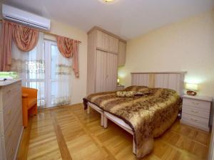 Apartment Ojdana-3 by Interhome