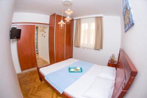 Triple Room with Balcony room in Villa DiEden