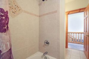 Nisa Mountain 36 Condo