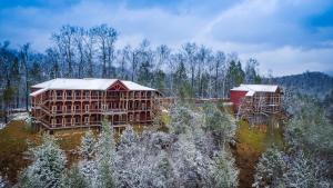 Greenbrier Estate Cabin