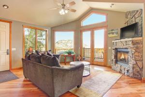 Mount Cairns 16A Condo