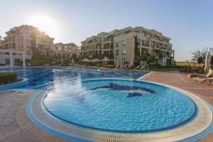 FLORES GARDEN SEA VIEW APARTMENT WITH BALCONY