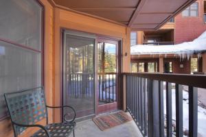 8824 The Springs Condo