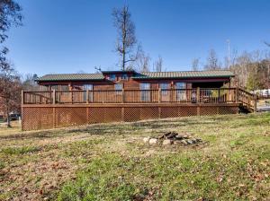 One-Bedroom House room in Almost Camping Too Cabin