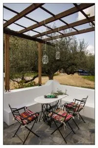 Liodentro House - Apérion