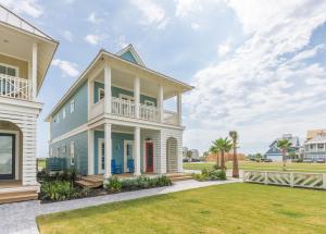 Three-Bedroom House room in 152 Sea Rocket Ln Home