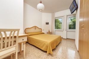 Standard Double or Twin Room with Mountain View room in Hotel Villa Orizzonte