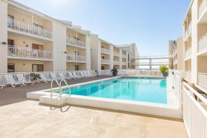 Two-Bedroom Apartment room in Swim All Day - Orange Beach Condo