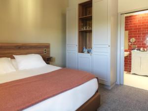 Hotels Les Grains d'Argent Dizy - Epernay : photos des chambres