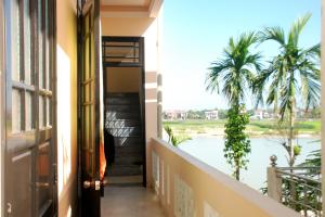 Homeland River Homestay