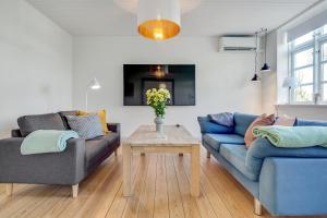 Hotel apartment with a lake view - 2 room apartment