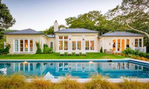 Three-Bedroom House room in Valley-View Designer Sonoma Estate