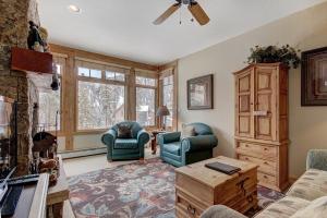 6546 Settlers Creek Townhomes Condo
