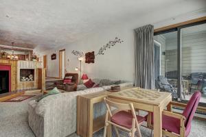 2062 The Pines Condo