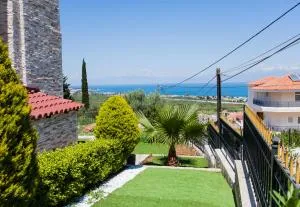 Villa O - Mikrós Váltos