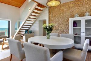 Casa Pé na Areia- Unique Spot- Beach front by DreamvillasAlbufeira