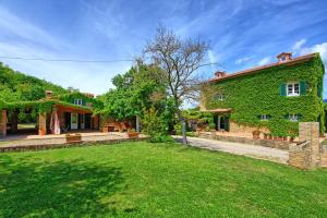 Villa Edo by PosarelliVillas