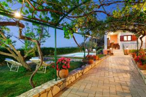 Lilys Cottage