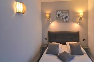 Hotels Hotel Le Saint-Yves : photos des chambres