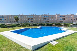 Sandy Playa Golf Málaga con Parking - 4-звездочные отели в городе Малага