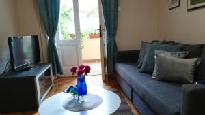 Apartment Tina (near the sea, Opatija center, free private parking)