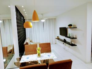 Confortável apartamento com piscina 300mt da praia