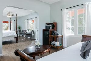 Studio Apartment room in Corona Del Mar Santa Rosa Hotel Room Hotel Room
