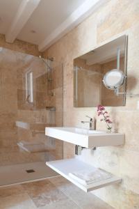Hotels Hotel Villa Glanum et Spa : photos des chambres