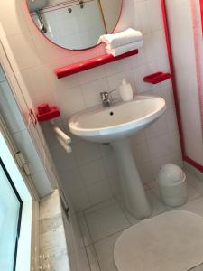 Appartamento con 2 Camere da Letto e Terrazza