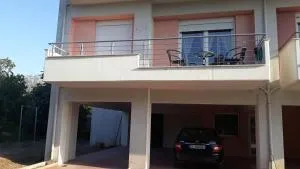 Tassos - 尼亚米卡尼奥纳