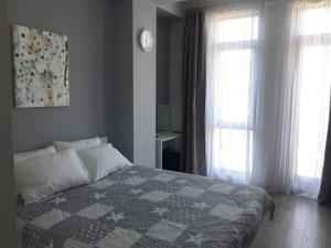 Sunny Apartment Ortachala