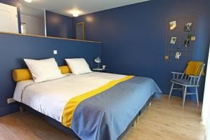 Hotels Hotel Lodge La Petite Couronne : photos des chambres