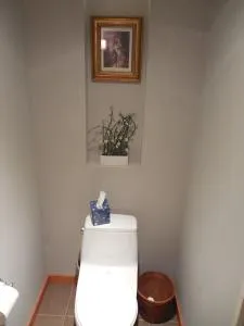 Mercer Island Apartment in the Woods Pets Allowed - Renton