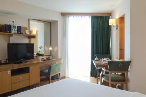 AT EASE saladaeng by AETAS