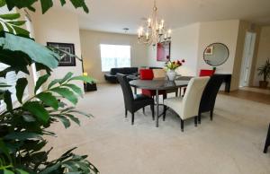 Three-Bedroom Apartment room in Shoreway Condo #231524